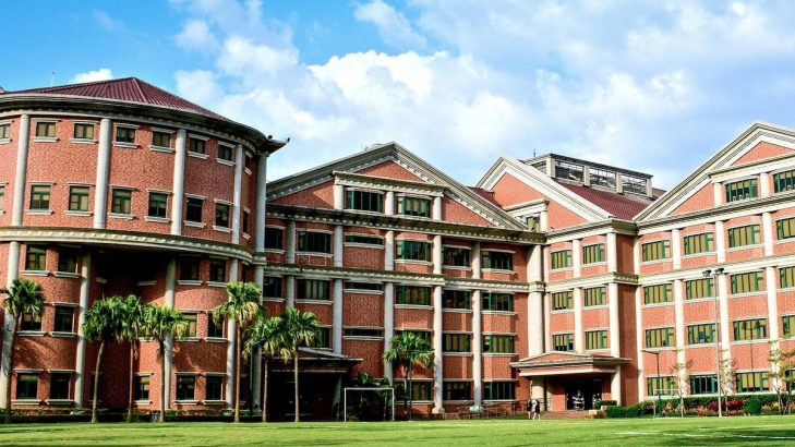 I-Shou International School